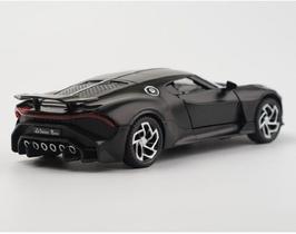 Modelo de Carro Esportivo Bugatti Lavoiturenoire em Liga de Metal