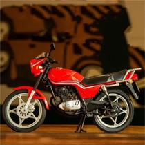 Modelo de Motocicleta Escala 1:12 Suzuki GS125 Aleación Diecast Metal Modelo de Motocicleta Escala 1:12 Suzuki GS125 Aleación Diecast Metal