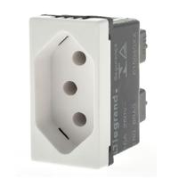 Módulo Tomada 2p+t 10a Branca - 615040bc Pial Plus+ Módulo Tomada 2p+t 10a Branca - 615040bc Pial Plus+