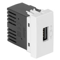 Módulo Tomada Usb 2.1a Turbo Bivolt - Simon 30/35 (13249) Cor Branco Módulo Tomada Usb 2.1a Turbo Bivolt - Simon 30/35 (13249) Cor Branco