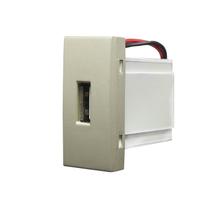Módulo USB 2A Inova Pro Class Alumbra Módulo USB 2A Inova Pro Class Alumbra
