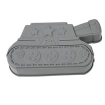 Molde de bolo de silicone em forma de tanque para projetos de panificação e bricolage