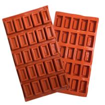 Molde de Chocolate Forma Silicone 19x16cm 25 Cavidades Confeitaria