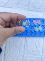 Molde de silicone para Resina - Halteres Peso Academia 12 Cavidades Com Pino Molde de silicone para Resina - Halteres Peso Academia 12 Cavidades Com Pino