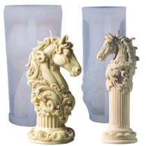 Molde de vela, resina, cimento, gesso, cabeça de cavalo e coluna romana Molde de vela, resina, cimento, gesso, cabeça de cavalo e coluna romana