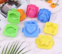 Molde Ovo/Arroz Divertido Coração Amarelo 1pç