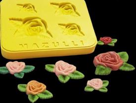 Molde Silicone 4 Rosas com Folhas Cod. 2281 Mazulli Rizzo Confeitaria Molde Silicone 4 Rosas com Folhas Cod. 2281 Mazulli Rizzo Confeitaria