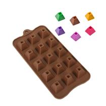 Molde Silicone Chocolate - Pirâmide - FT010 - 1 unidade - Silver Plastic - Rizzo