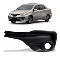 Moldura Farol Milha Etios Hatch/sedan 2018 A 2019 C/furo Moldura Farol Milha Etios Hatch/sedan 2018 A 2019 C/furo