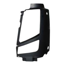 Moldura Farol Volvo FH13 2010 a 2014 Lado Esquerdo 82076158