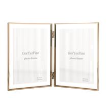 Moldura para fotos GoryeeFine Gold, moldura flutuante dupla de 5 x 7”