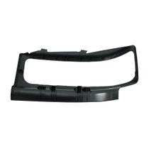 Moldura plast.farol volvo vm antigo l/e imp. compatível com: