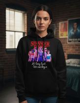 Moletom Capuz Stranger Things At Long Last We Con Begin -