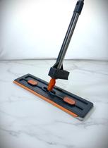 Mop Flat Plano 42cm Lava e Seca Microfibra Articulado Gira 360 Cabo 1,4m