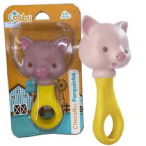 Mordedor e Chocalho Porquinho Amarelo Brinquedo Para Bebês