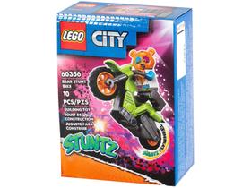 Moto de acrobacias do urso