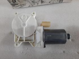 Motor Vidro Elétrico Dianteiro Direiro Fox 5z0959802b Motor Vidro Elétrico Dianteiro Direiro Fox 5z0959802b