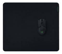 Mousepad Razer Gigantus V2 / Soft Gaming / Médio Mousepad Razer Gigantus V2 / Soft Gaming / Médio