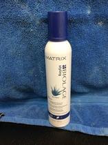 Mousse para Peinar MATRIX Biolage Voluminizador 241g