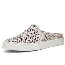 Mule Babuche feminino Pierrô todo perfurado a laser couro legítimo cor off white Mule Babuche feminino Pierrô todo perfurado a laser couro legítimo cor off white