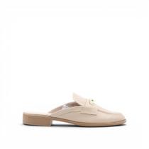 Mule Couro Detalhe Metal