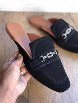 Mule Feminino Bico Quadrado com Fivela Dourada Conforto e Sofisticação Mule Feminino Bico Quadrado com Fivela Dourada Conforto e Sofisticação