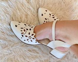 Mule Rendinha Elegante e Confortável para Mulheres Mule Rendinha Elegante e Confortável para Mulheres
