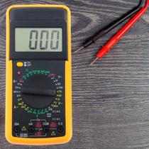Multímetro Com Capacímetro Medição De Amperagem
