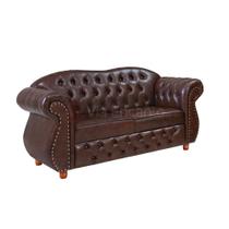 Namoradeira Chesterfield 2 Lugares Merlô Via Encanto Courano Pinhão Namoradeira Chesterfield 2 Lugares Merlô Via Encanto Courano Pinhão