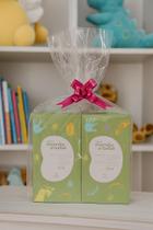 Natura Kit Infantil Mamãe e Bebê Tradicional 2 itens ( Shampoo+ Condicionador, com Laço Rosa).