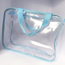 Necessaire MALOTE transparente 30x23 Azul com alça para viagem, maquiagem etc - Gii Matos Makeup Necessaire MALOTE transparente 30x23 Azul com alça para viagem, maquiagem etc - Gii Matos Makeup