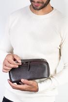 Necessaire masculina de couro floater Athos 11x25x12,5cm Necessaire masculina de couro floater Athos 11x25x12,5cm