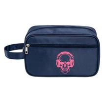 Nécessaire Premium Executiva Nylon Azul Caveira Fone Rosa Nécessaire Premium Executiva Nylon Azul Caveira Fone Rosa