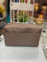 Necessarie Única Quadrada Bolso Externo - Marrom