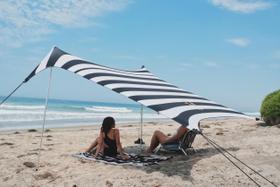 Neso Beach Tent 213x213cm Portable Canopy Sand Anchor