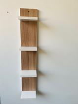 Nicho de madeira (MDF) para planta