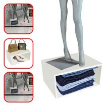 Nicho Expositor Base Para Manequim Vitrine 30x45x45cm MDF Branco Nicho Expositor Base Para Manequim Vitrine 30x45x45cm MDF Branco