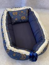 Ninho redutor de berco + Travesseiro - EspumaMacia - Coroa Caqui- Azul Marinho