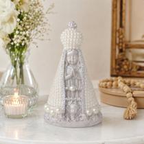 Nossa Senhora Aparecida Branca Baby 15cm com Pérolas gesso Nossa Senhora Aparecida Branca Baby 15cm com Pérolas gesso