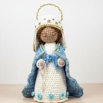 Nossa senhora das graças delicada em crochê amigurumi