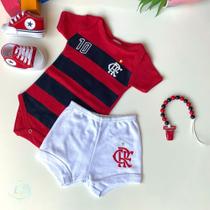 Novo Kit Bebê do Flamengo 4 Peças: Body + Tênis + Shorts + Prendedor de Chupeta