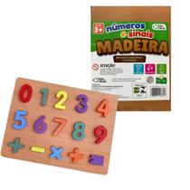 Números e Sinais da Matemática em Tabuleiro de Madeira Colorido