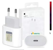 O adaptador de energia USBC de 20W oferece recarga rápida e eficiente. É ideal para usar em casa, no trabalho ou onde você estiver. Ele é compatível