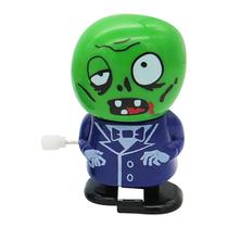 O Dia das Bruxas acaba acima brinquedos para crianças, brinquedos sortidos do relógio da novidade