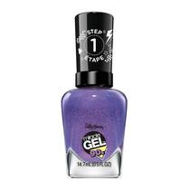 O esmalte de unhas Sally Hansen Miracle Gel Hue tinha que estar lá