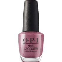 O esmalte OPI Reykjavik tem todos os pontos quentes: rosa puro