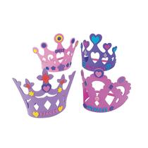 O kit Princess Crown Fun Express DIY Foam produz 12 coroas de tiara