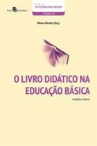 O livro didático na educação básica