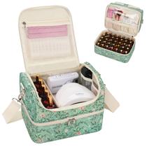 O organizador de esmaltes CUBETASTIC contém 45 garrafas com bolsa