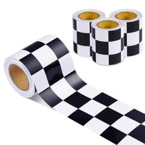 O quadro de avisos faz fronteira com a bandeira quadriculada FOBSME 99 pés/30 m O quadro de avisos faz fronteira com a bandeira quadriculada FOBSME 99 pés/30 m